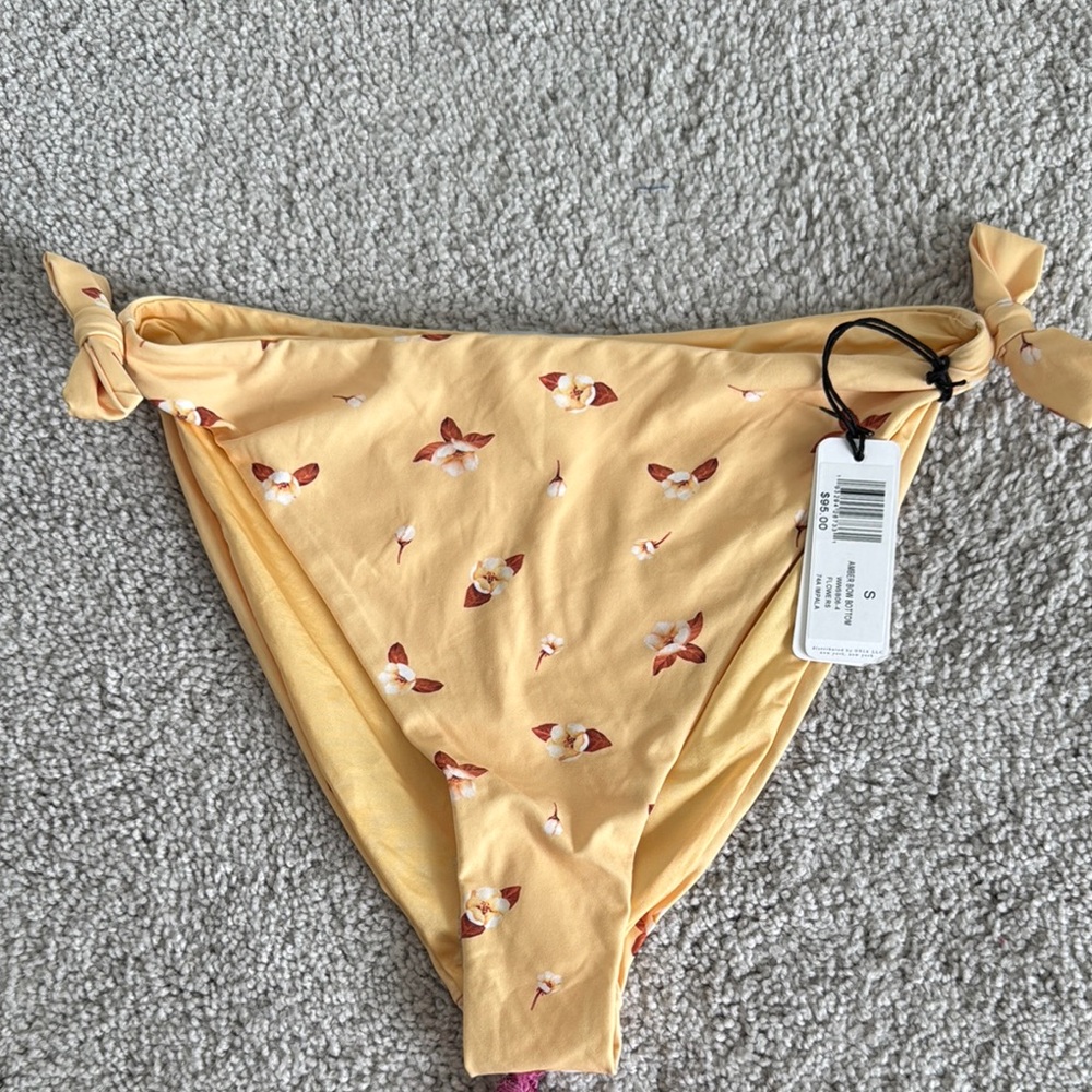 We Wore What NWT Yellow Floral Bikini Bottom - Size S